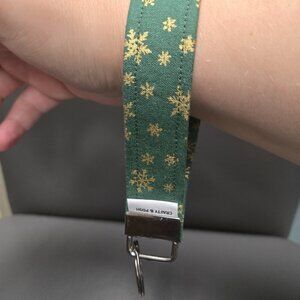 Crafty & Posh Green and Gold Christmas Star Handmade Key Wristlet